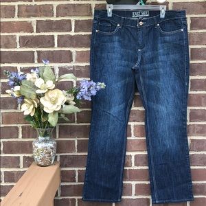 New york & co Eastside style Jeans